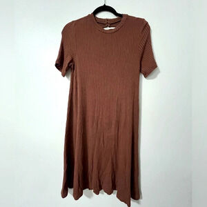 American Eagle stretchy knit ribbed sweater dress with heart cutout Size Small